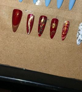 Press-On Nails - Red &amp; Gold Designs