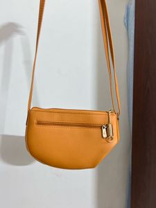 Baggit Tan Crossbody Sling Bag | Adjustable Strap