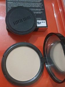 Swiss Beauty Everyday Matte Compact Powder