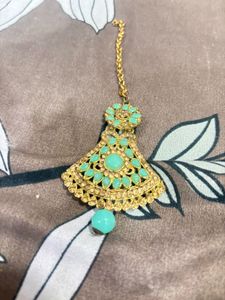 Mint Green &amp; Gold Jewelry Set