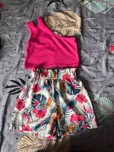 Hopscotch Top and Shorts trending combo