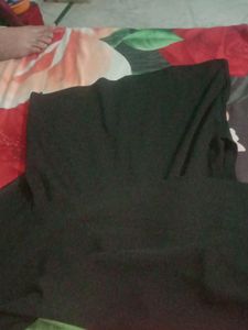 Crop Black Top