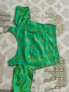 Beautiful Green Ethnic crop top and skirt.🌿✨💚
