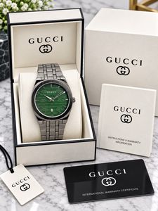 LUXURIOUS GUCCI WATCH