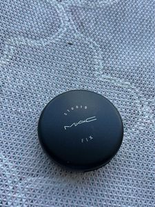 MAC Studio Fix Powder Foundation