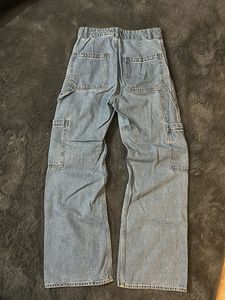 Light Wash straight leg Jeans