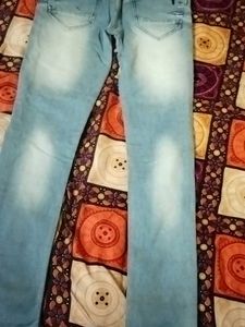 Stylish Light Wash Denim Jeans