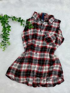Chic Plaid Sleeveless Shirt