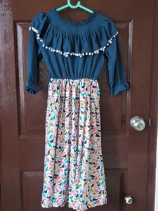 Chic Teal Ruffled Dress with Leaf Print Skirt