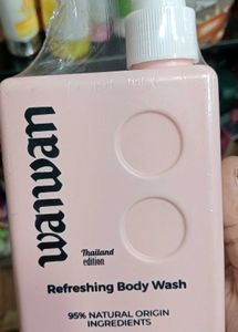 Wanwan Thailand 🤯Body Wash flat 499..