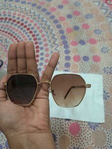 Stylish Gold Chain Link sunglasses 😎
