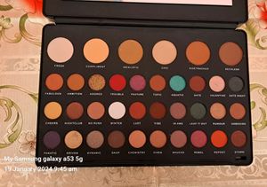 Makeup Revolution London Eyeshadow Palette