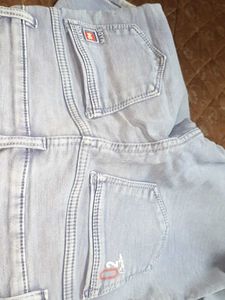 Light Wash Skinny Jeans