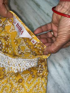 Stylish Yellow Printed Kurta