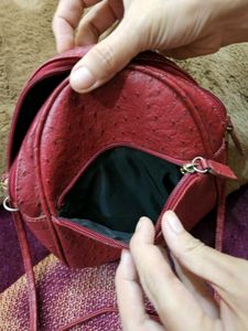 Ostrich faux leather vintage sling bag from Japan