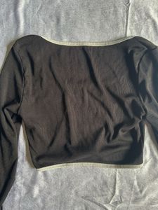 Black Cropped Long Sleeve Top