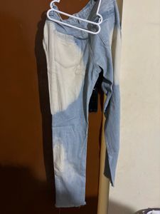 Two-Tone Denim Torn Jeans