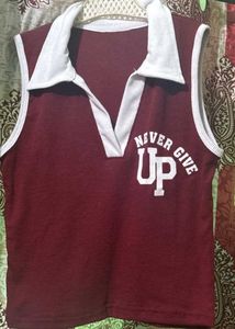Sleeveless "Never Give Up" Top