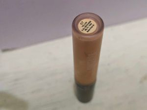 Swiss beauty liquid concealer 07 yellow shade