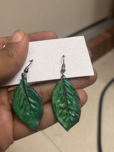 Leaf Design Dangle Earrings