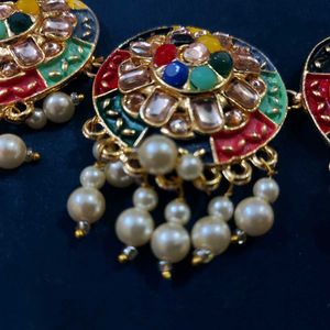 Multicolor Necklace Set With Maangteeka