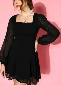 Chic Black Square Neck Dress