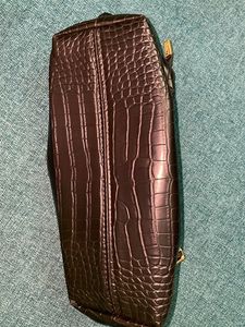 Croc Embossed Chain Strap Shoulder Cum Sling Bag