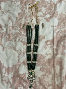Elegant Green & Crystal Beaded Necklace Set