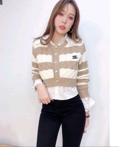 Beige &amp; White Korean/Y2K Cropped Wool Sweater 🤎🤍