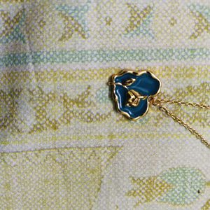 Elegant Resin Blue Flower Layered Necklace