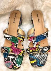 Branded Sneak-a-peek Sandals 7 Inches Fixed Price