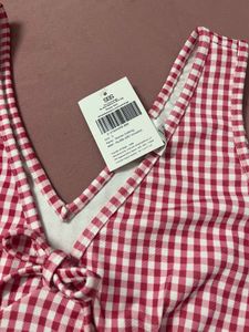 Red Gingham Tie Front cami top SiZe s-m