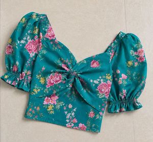 Green Floral Puff Sleeve Crop Top | Front Knot