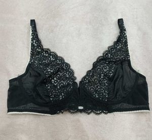 Lace Trimmed Black Bra 36C