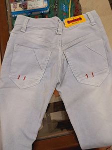 LIGHT BLUE cotton JEANS.