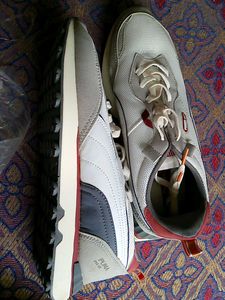 Puma Sneakers