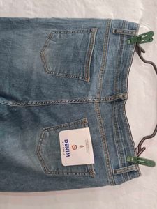 Denim Cropped Jeans