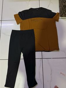 Brooklyn T-Shirt with Black L