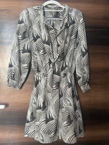 Chic Black & White Printed Dress