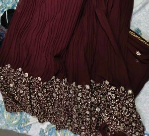 Gown with dupatta and  Dress acchi condition mein