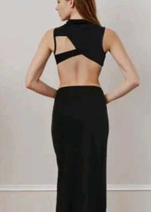High Neck Sleeveless Cut-Out Back Maxi Shea