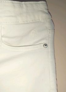 New White Jeans Pant For Girls Branded