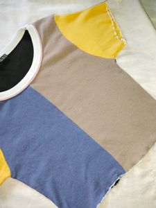 Colorblock Ribbed Cropped Tee