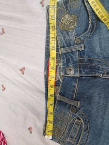 y2k inspired golden touch jeans