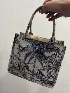 H&amp;M Beige Handbag