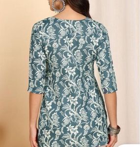 Floral Print Short kurta