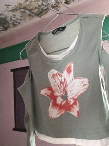 Cute Floral Cold Shoulder Top