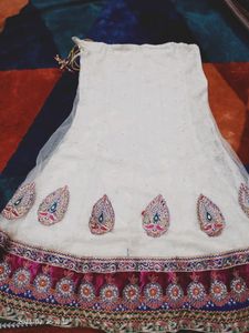 Side Lehnga