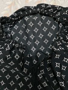 Cute Black &amp; White Print Dress