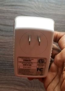 Linksys RE3000W WiFi Extender-free delivery